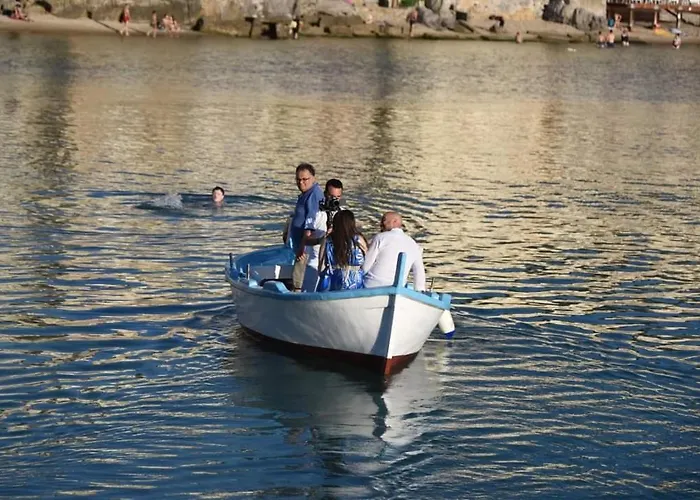 Kefa ゲストハウス 4*